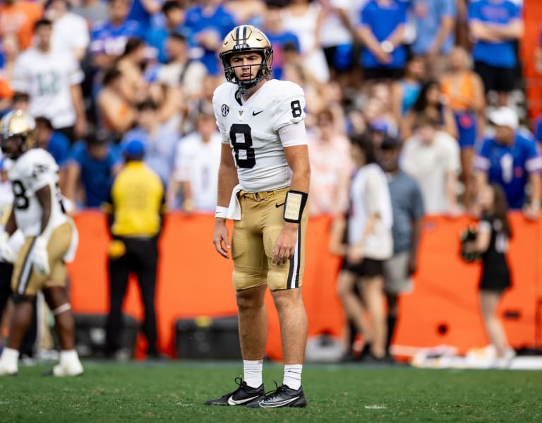 Ken Seals Named Starting Quarterback Coming Out Of Vanderbilt's Bye