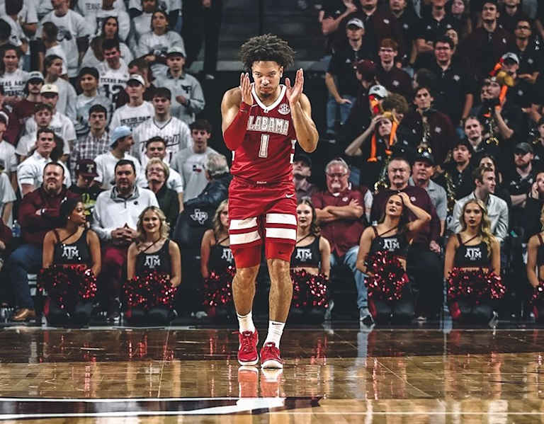 Mark Sears signs two-way deal with Milwaukee Bucks after going undrafted