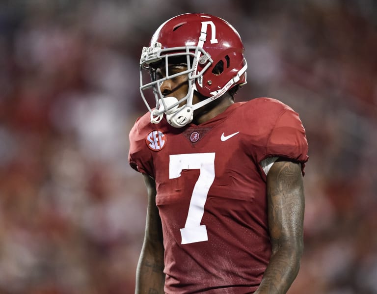 Alabama defensive back Trevon Diggs out 'indefinitely' with broken foot -  TideIllustrated