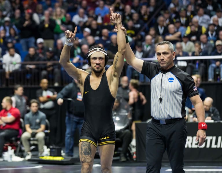 Go Iowa Awesome Real Woods Makes NCAA Final; Spencer Lee Stunned