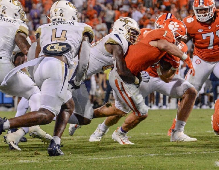 Georgia Tech to host UNC at Mercedes-Benz Stadium this season