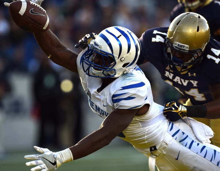 Memphis football legend Isaac Bruce in the Pro Football Hall of Fame