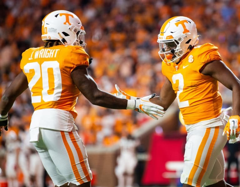 Tennessee running backs duo named to Doak Walker Award preseason