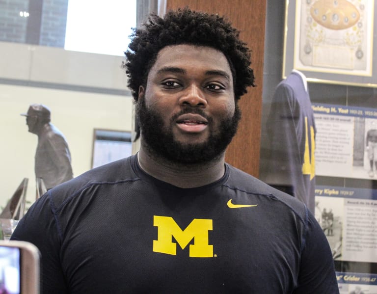 Michigan football's Michael Onwenu getting noticed nationally