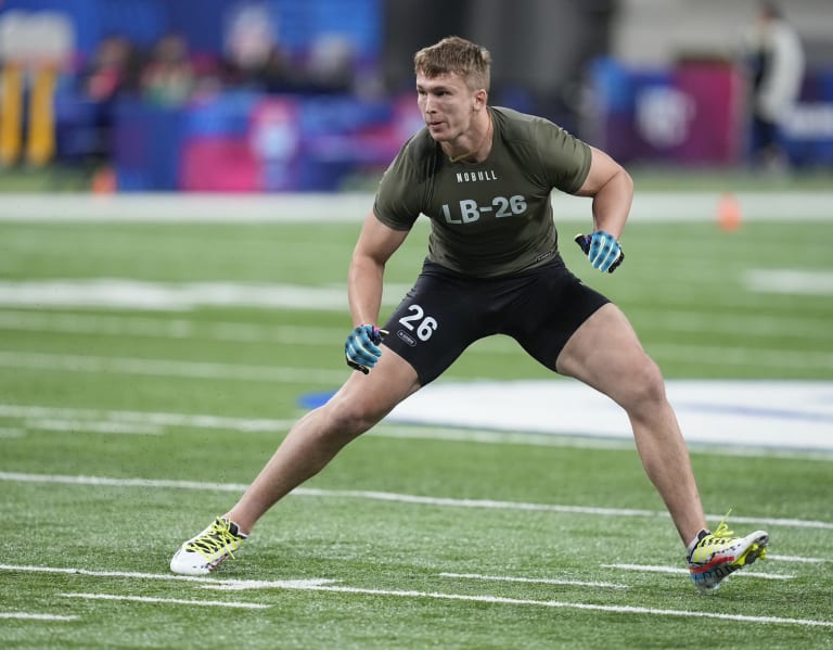 What It's Like At The NFL Combine Fan Experience