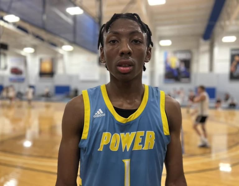 Illinois to host 2025 wing Jamarion Bateman OrangeandBlueNews