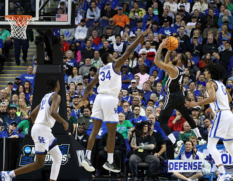 Tshiebwe's 25 Rebounds Help Cats Get NCAA Monkey Off Their Back ...