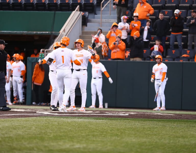 Live updates, discussion: No. 4 Tennessee baseball vs. Samford (Game 2)