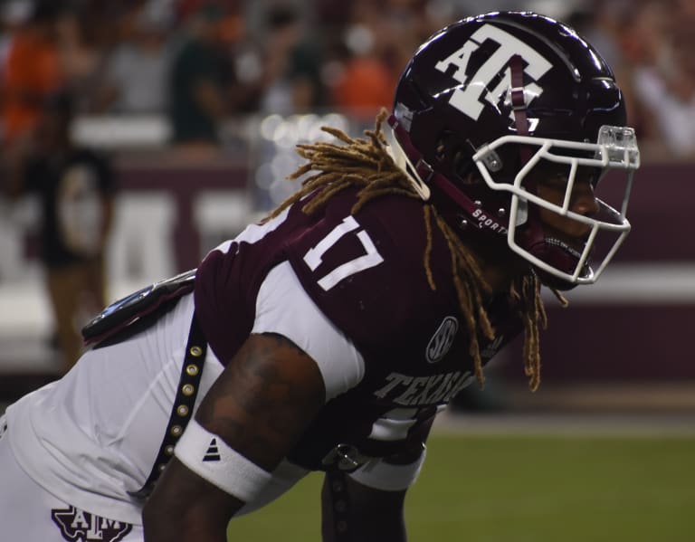 Texas A&M Aggies RB De'Von Achane Carted Off Against Texans