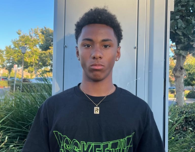 UNC Commitment Was a 'No Brainer' for 2027 Wide Receiver Skylar Robinson