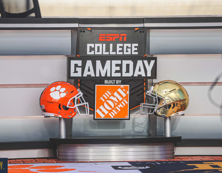 Highlights From College GameDay At Notre Dame: Lee Corso's Pick, Brian ...