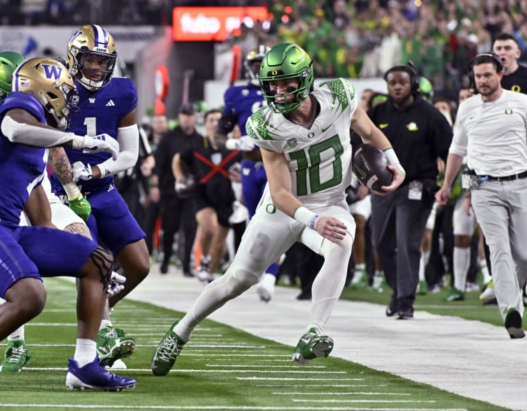 Washington Huskies Edge Out Oregon Ducks In Thrilling 34-31 Pac-12 ...