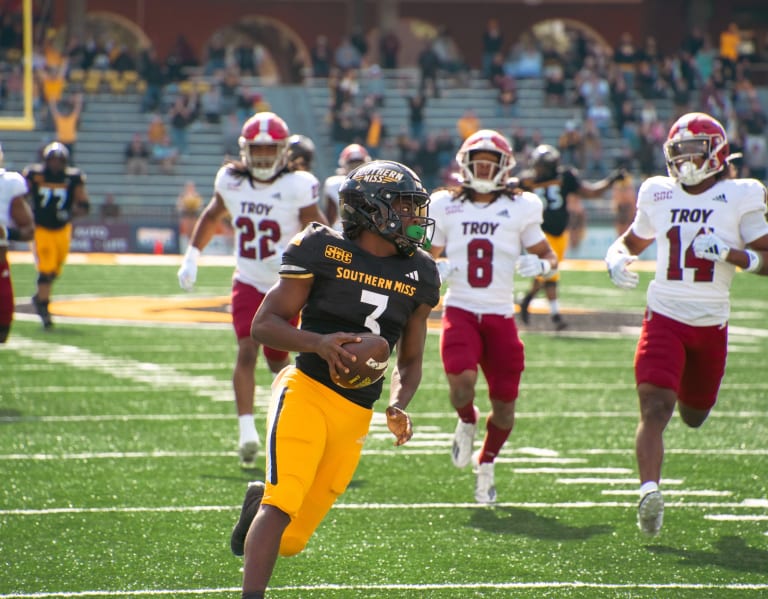 Golden Eagles fall to Troy to bookend underwhelming season