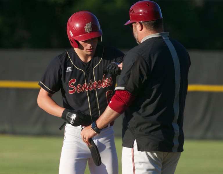 Seminoles fire baseball coach after 3 seasons