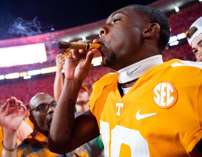 Vols players soak in memorable postgame atmosphere following Alabama