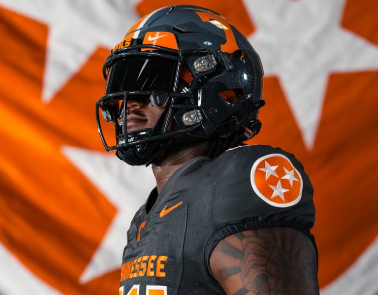 VolReport  –  Tennessee football releases ‘Volunteer State’ Smokey Grey uniforms