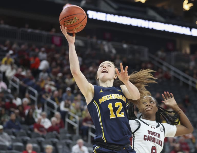 Michigan’s surprising attempt to beat No. 1 South Carolina falls short, 68-62