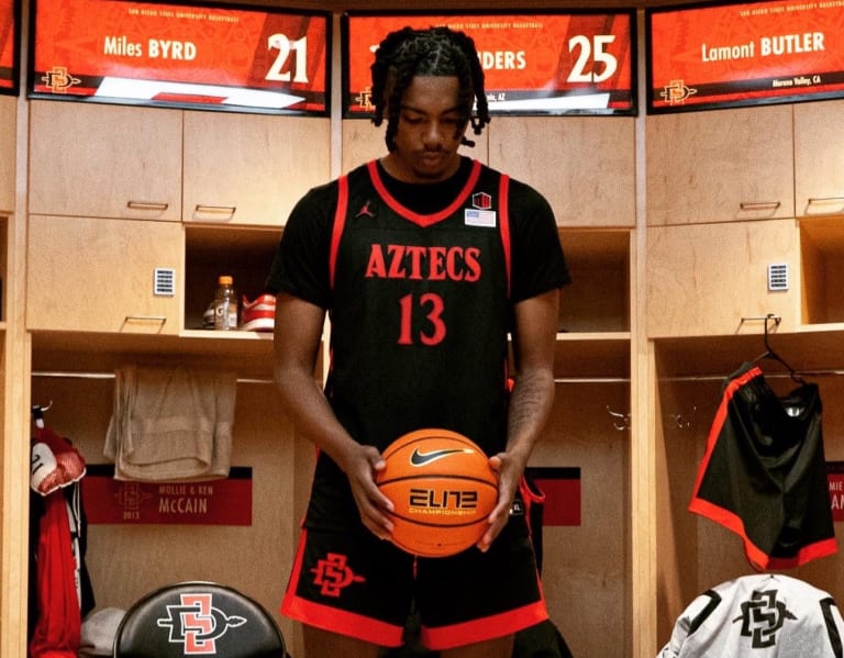 2025 wing Taj Degourville commits to San Diego State