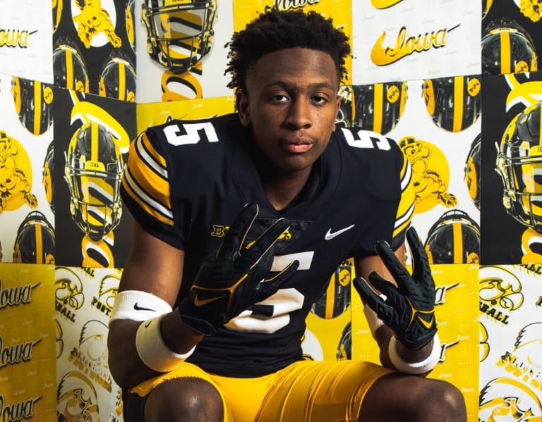 Iowa Football: 247Sports trio predicts Jalen Todd to Hawkeyes