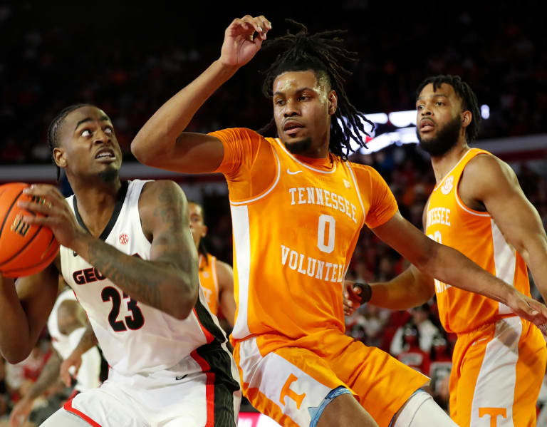 Tennessee's Jonas Aidoo's Stellar Performance Secures Victory Over ...