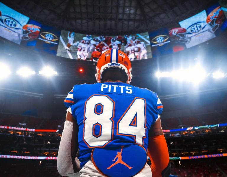 Florida tight end Kyle Pitts honored with Mackey Award