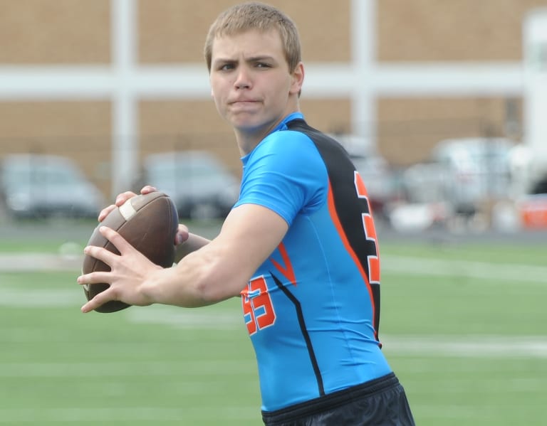 HawkeyeReport - Badgers Still After Iowa QB Commit