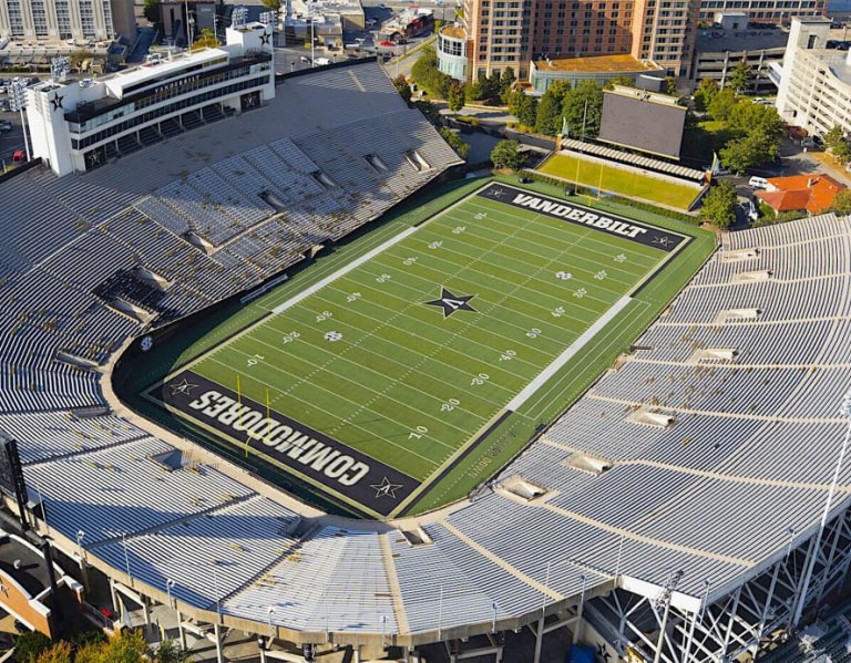 2025 WR target Clarence Taylor checks out Vanderbilt BVM Sports