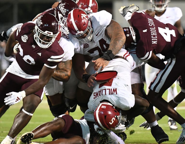 TideIllustrated  –  Saban explains Alabama’s shotgun snaps in short-yardage situations