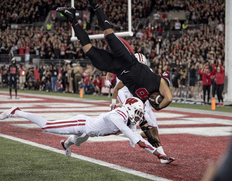 Ohio State Dominates Wisconsin, 52-21, in First Game of Big Ten Play