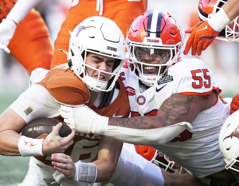 Clemson's defense can't slow Texas in 38-24 loss