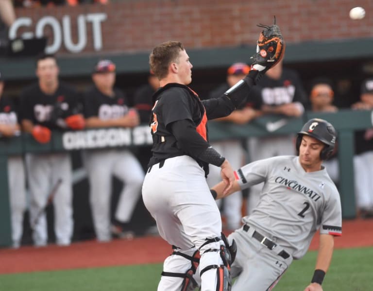 Oregon State Baseball Beavers Edged In Regional Opener Beaversedge