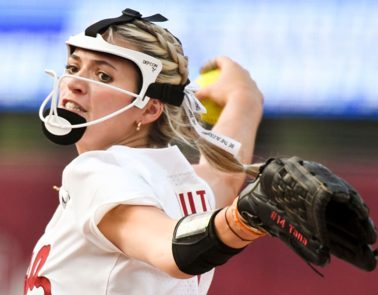 alabama-softball-ace-montana-fouts-pain-is-temporary-tideillustrated