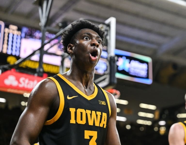 Iowa vs. Oregon LIVE Thread