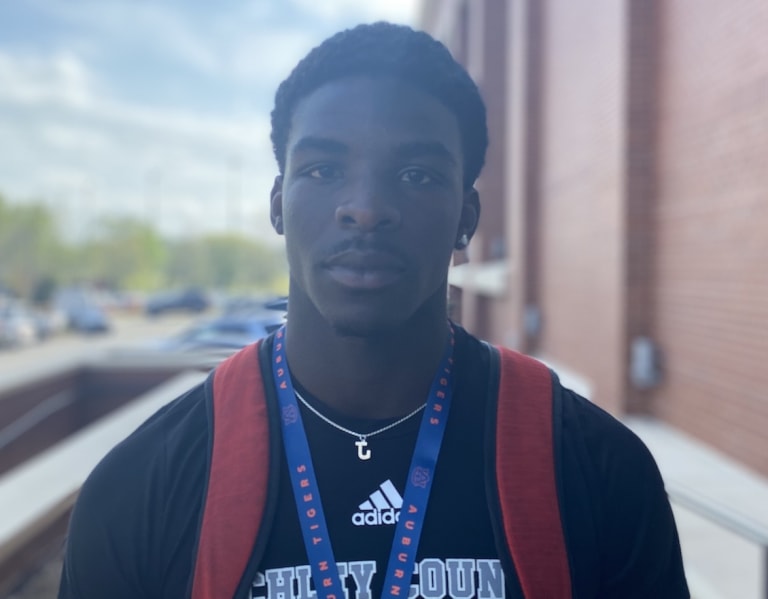 Auburn 'impressed' Top 2025 Olb Auburnsports