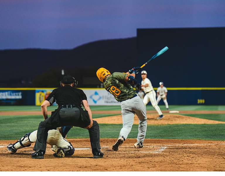 WVU sweeps fourth Big 12 series in a row as they beat UCF on Sunday