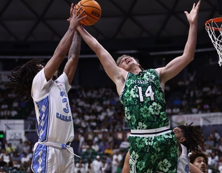 How It Happened: Tar Heels Pull Away for 87-69 Win at Hawaii