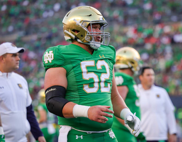 Notre Dame football starting center Zeke Correll will miss Wake Forest