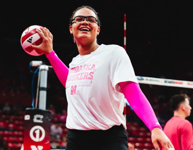 Nebraska Volleyball: Nebraska Rutgers final score, recap on Pink Night ...