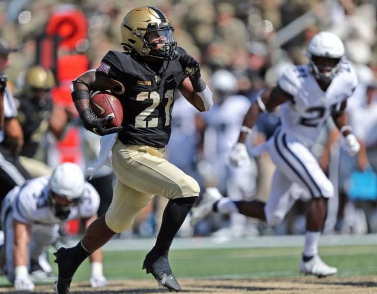 Army LB Andre Carter named to the 2021 Associated Press All-America Team -  GoBlackKnights