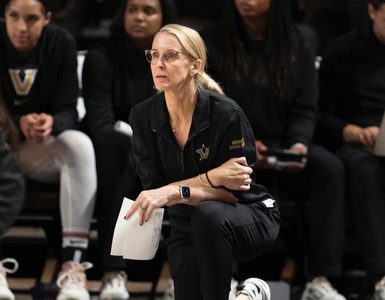 Vanderbilt extends Shea Ralph entering her fourth season ...