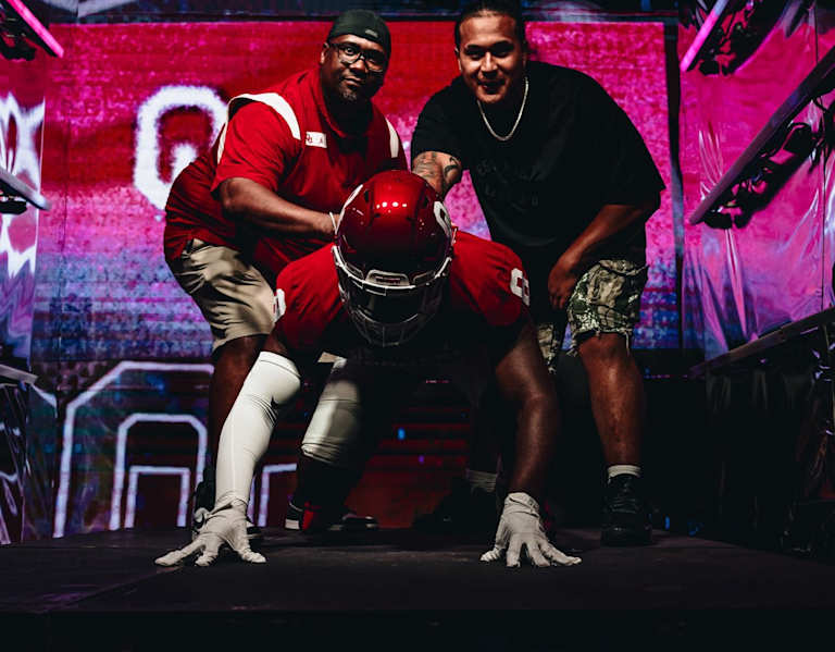 Sooners make a splash with four-star DL Elijah Golden on his official