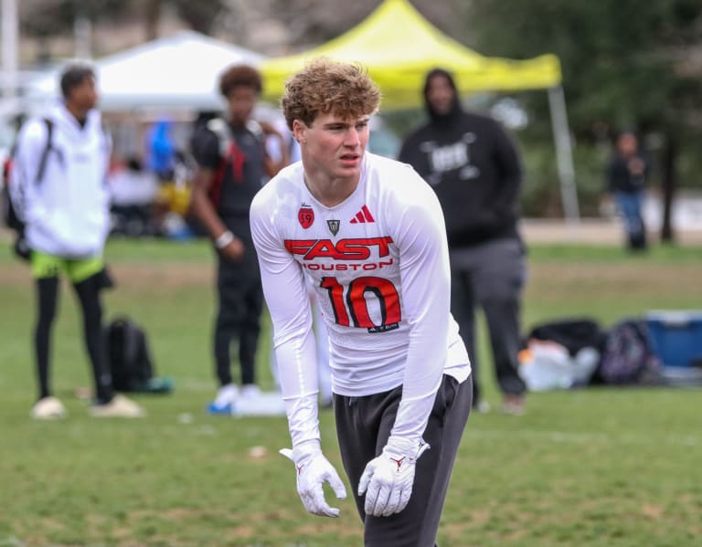 Recruiting roundup UCLA passcatching targets discuss Bruins