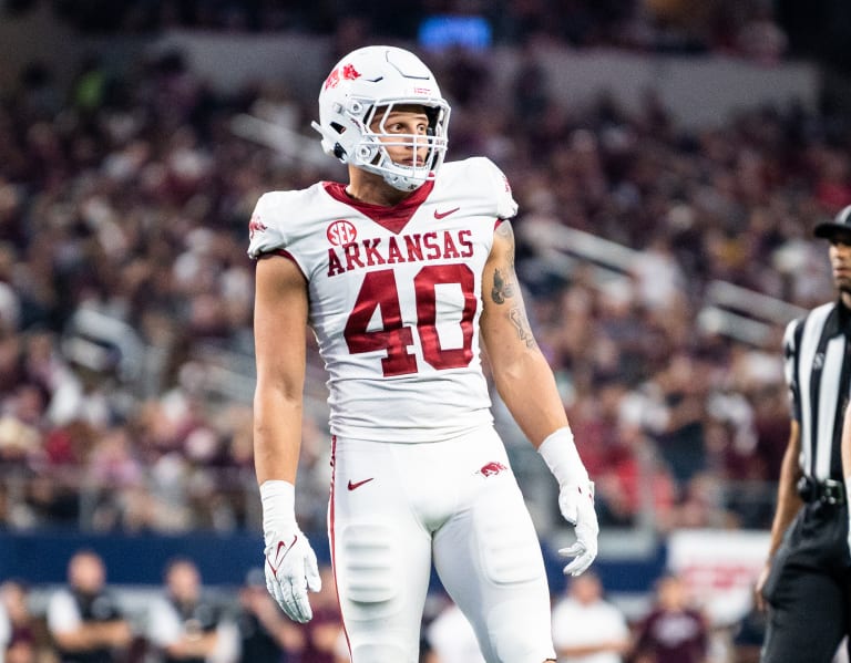 Dallas Cowboys Could Look to Add Former Razorback Tight End at Tackle -  Sports Illustrated All Hogs News, Analysis and More