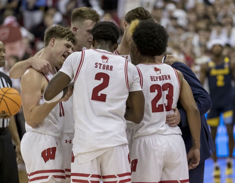 Max Klesmit scores 21 points as Wisconsin Badgers knock off No.3 Marquette