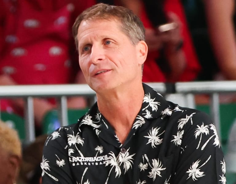 Arkansas Razorbacks Head Coach Eric Musselman Living In Film Room As Of ...