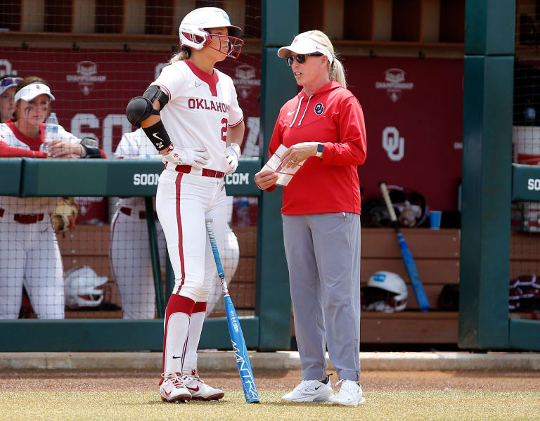 Patty Gasso strikes again Sooners land topranked catcher in 2025