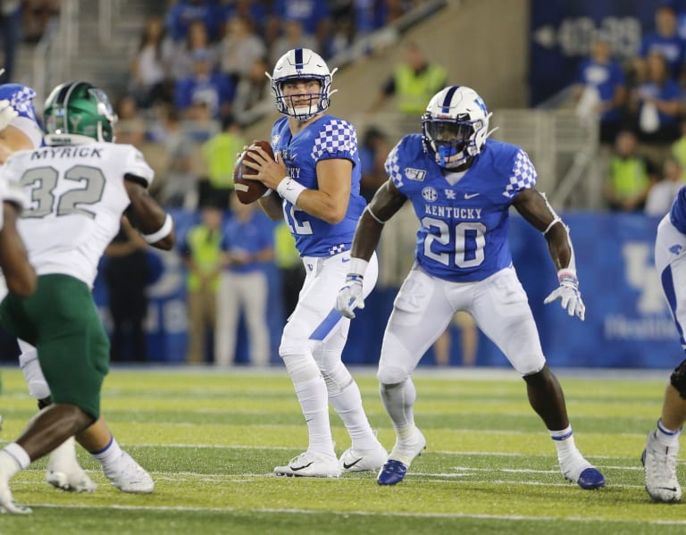 Arkansas-Kentucky star power, PFF grades, stat comparison - HawgBeat