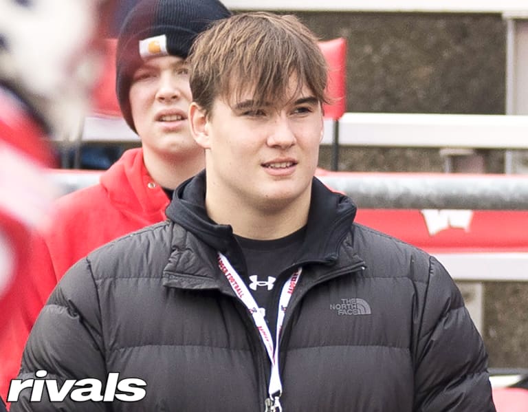 BadgerBlitz  –  Wisconsin offers DT Brad Fitzgibbon, who is set for a junior day next month