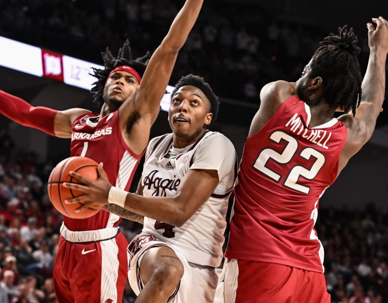 HawgBeat  –  Social Media reacts to Arkansas’ 62-56 loss at Texas A&M