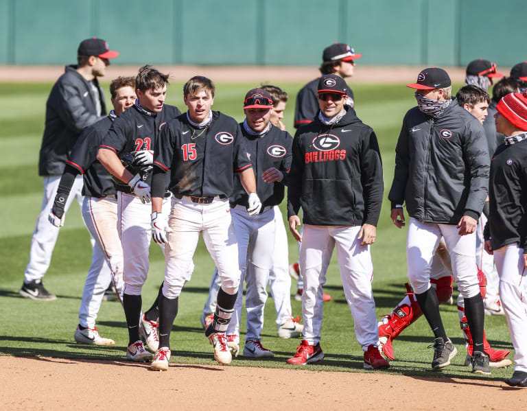 Baseball Bulldogs score two in the ninth to beat Tennessee.